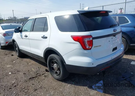 2017 Ford Police Interceptor из США, поврежденный, VIN 1FM5K8AR3HGD93552